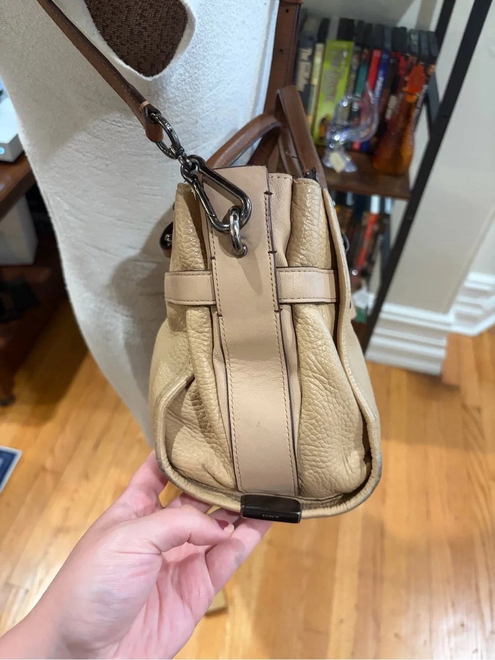 Tan Coach Swagger 27 - 34417